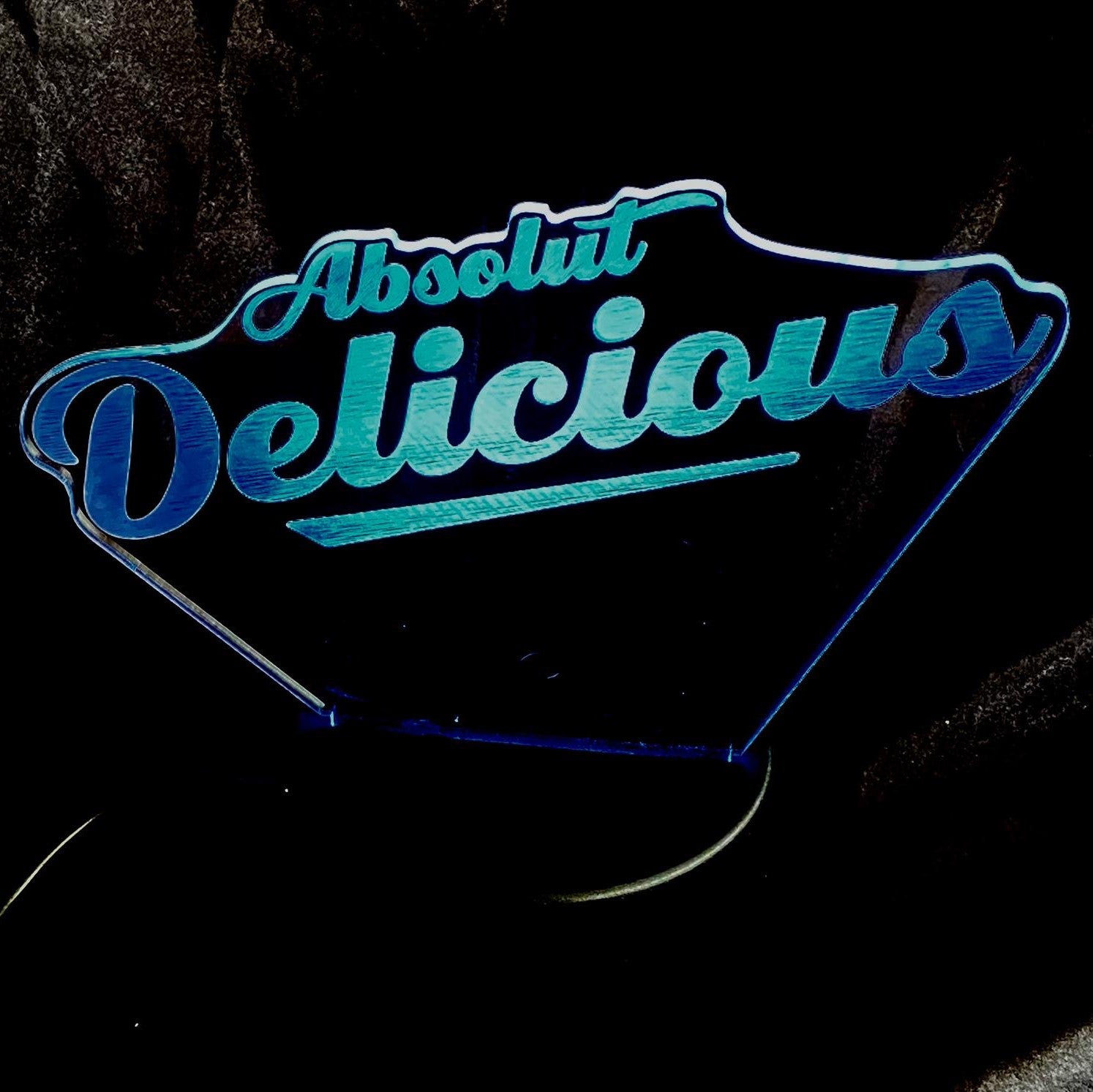 Absolut Delicious Neon-Aufsteller